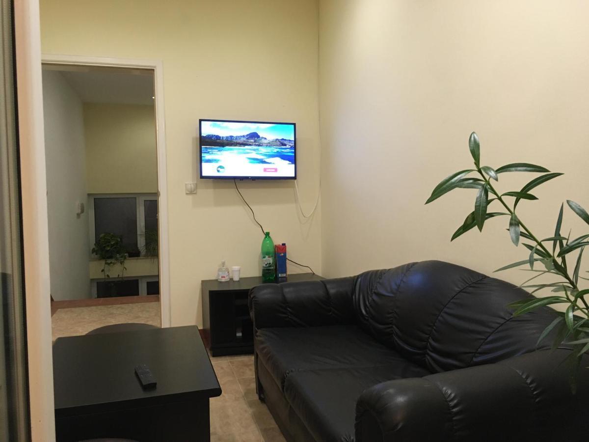 Hostel Teresianum Aleksinac Luaran gambar