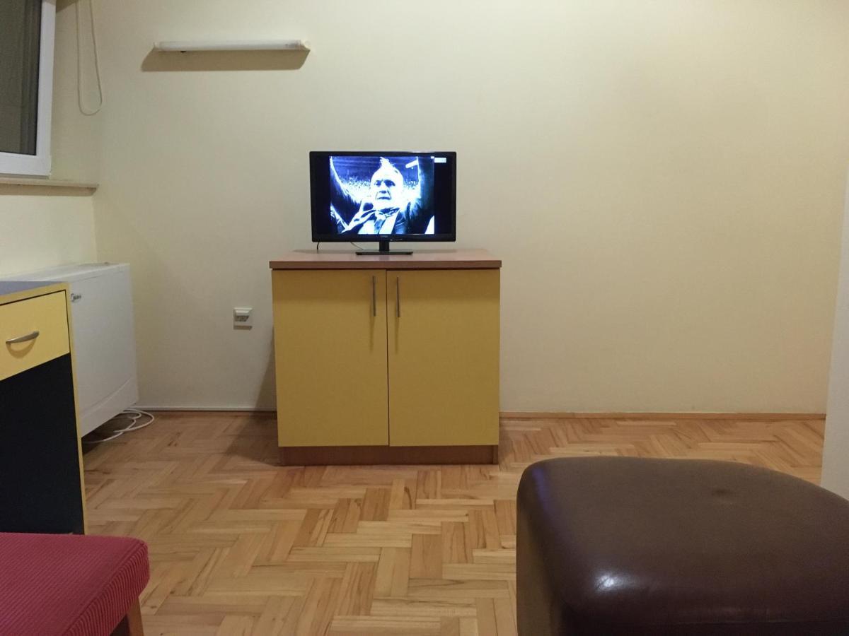 Hostel Teresianum Aleksinac Luaran gambar