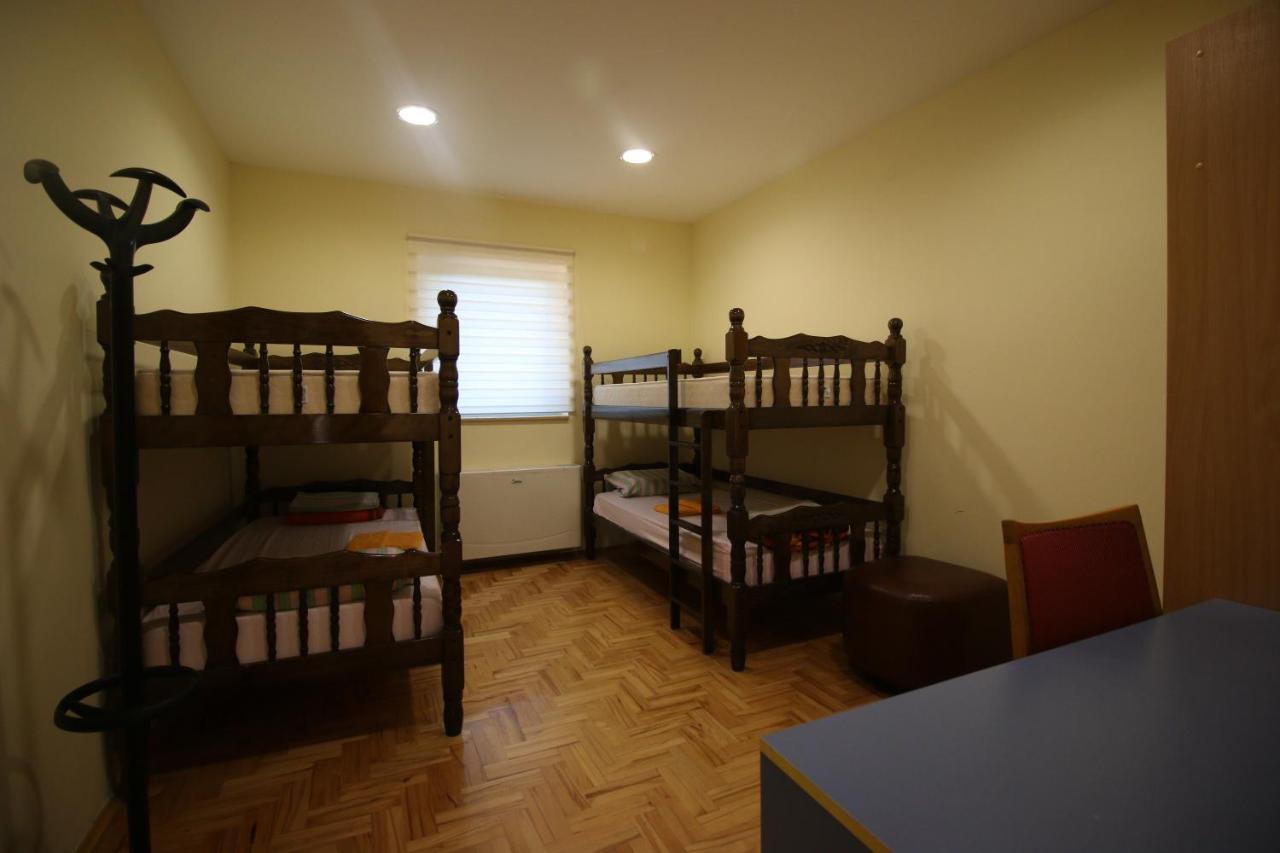 Hostel Teresianum Aleksinac Luaran gambar