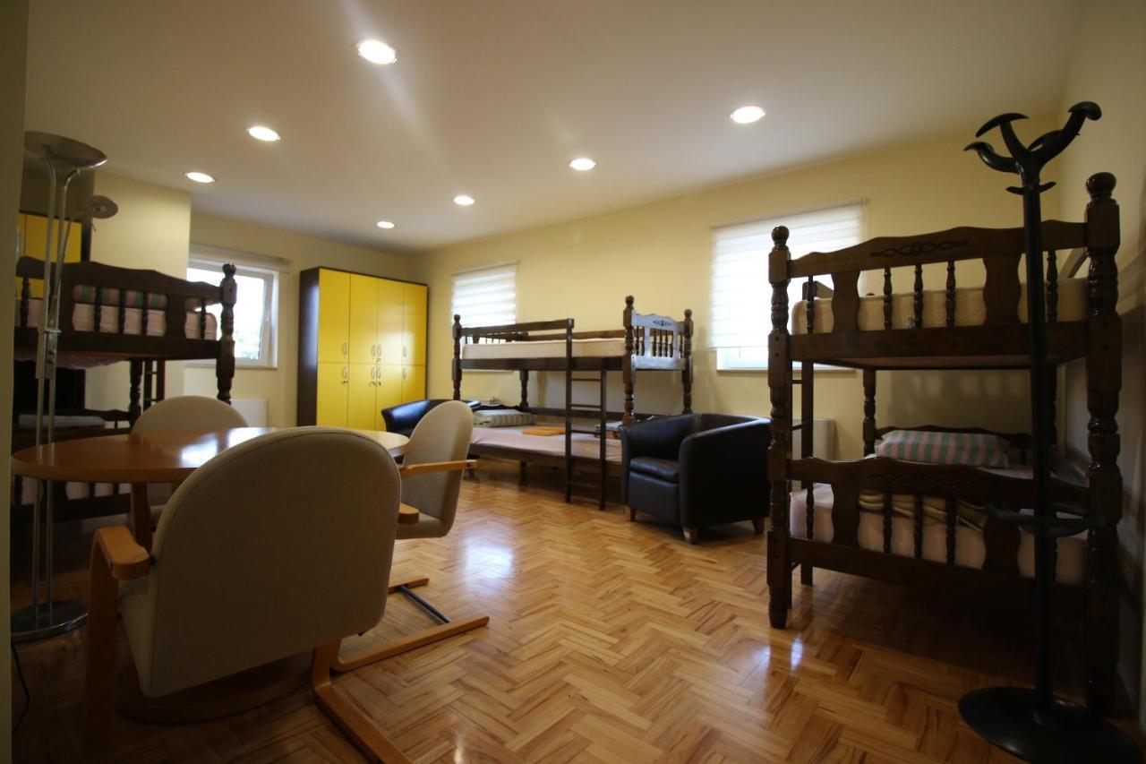 Hostel Teresianum Aleksinac Luaran gambar
